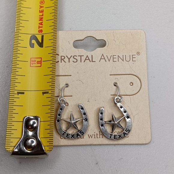 NWT Texas Star Horseshoe Boho Western Silvertone Earrings - Picture 3 of 5